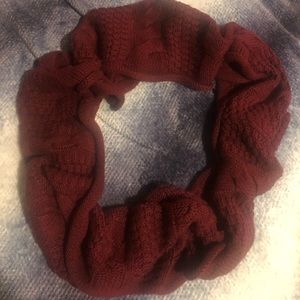 ❗️ 2/$14 or 3/$21 ❗️Infinity Scarf Burgundy